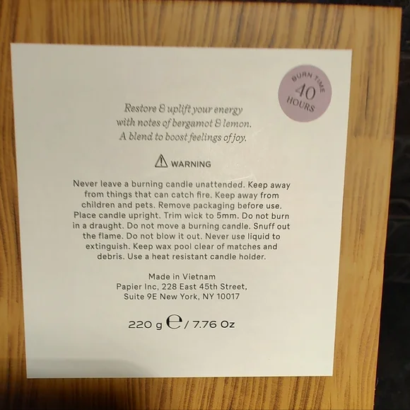 Papier Uplift Pink Bergamot and Lemon Pink Candle - Picture 3 of 5